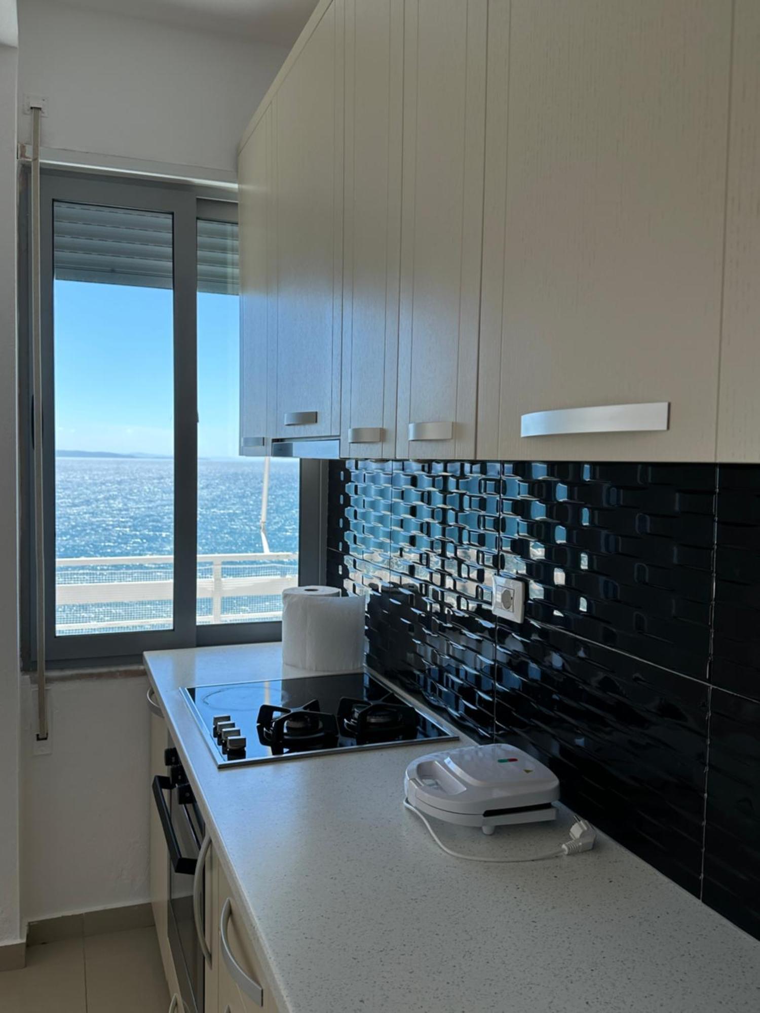 White Sea View Residence 2 Sarandë Exterior foto