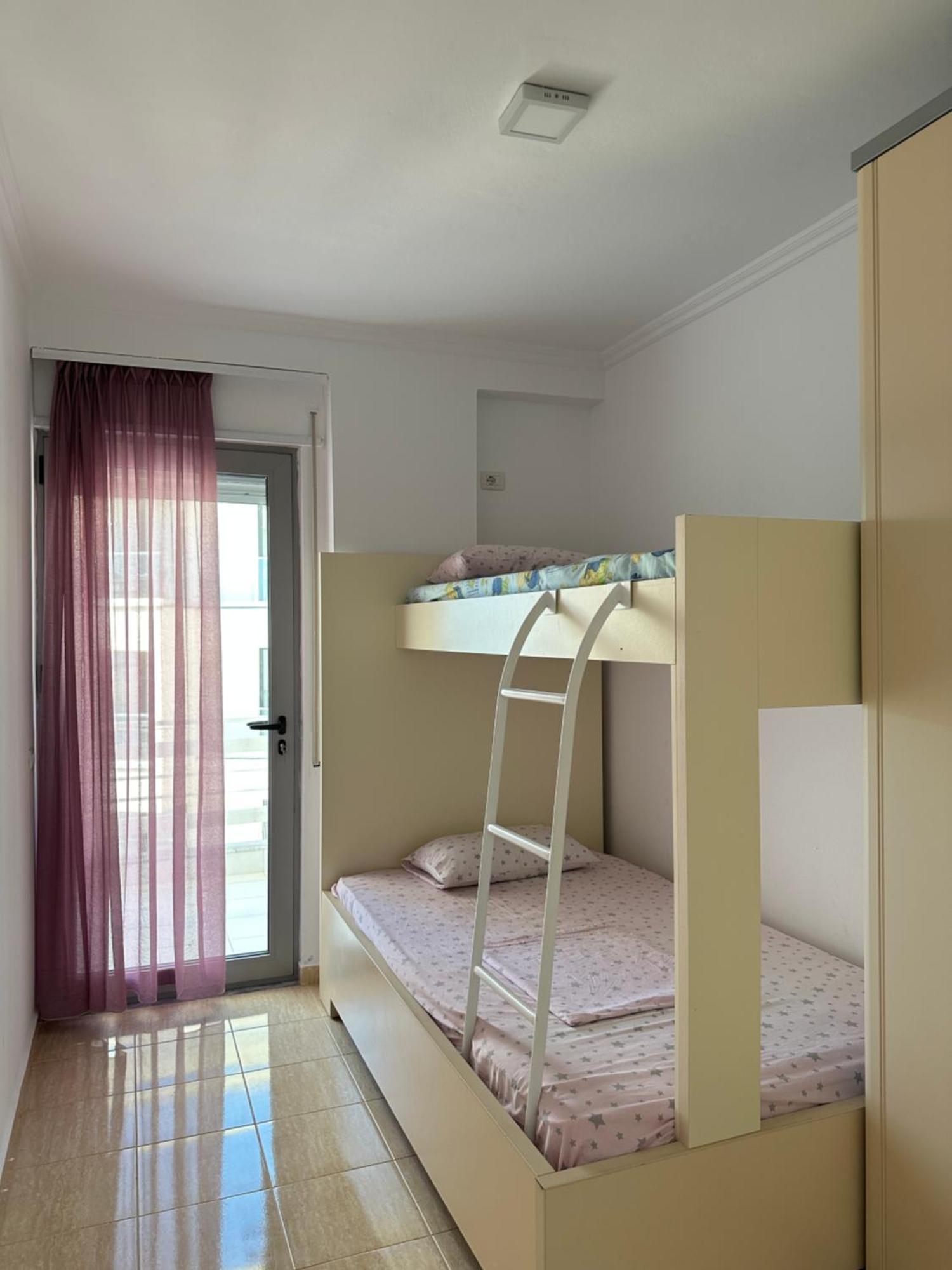 White Sea View Residence 2 Sarandë Exterior foto