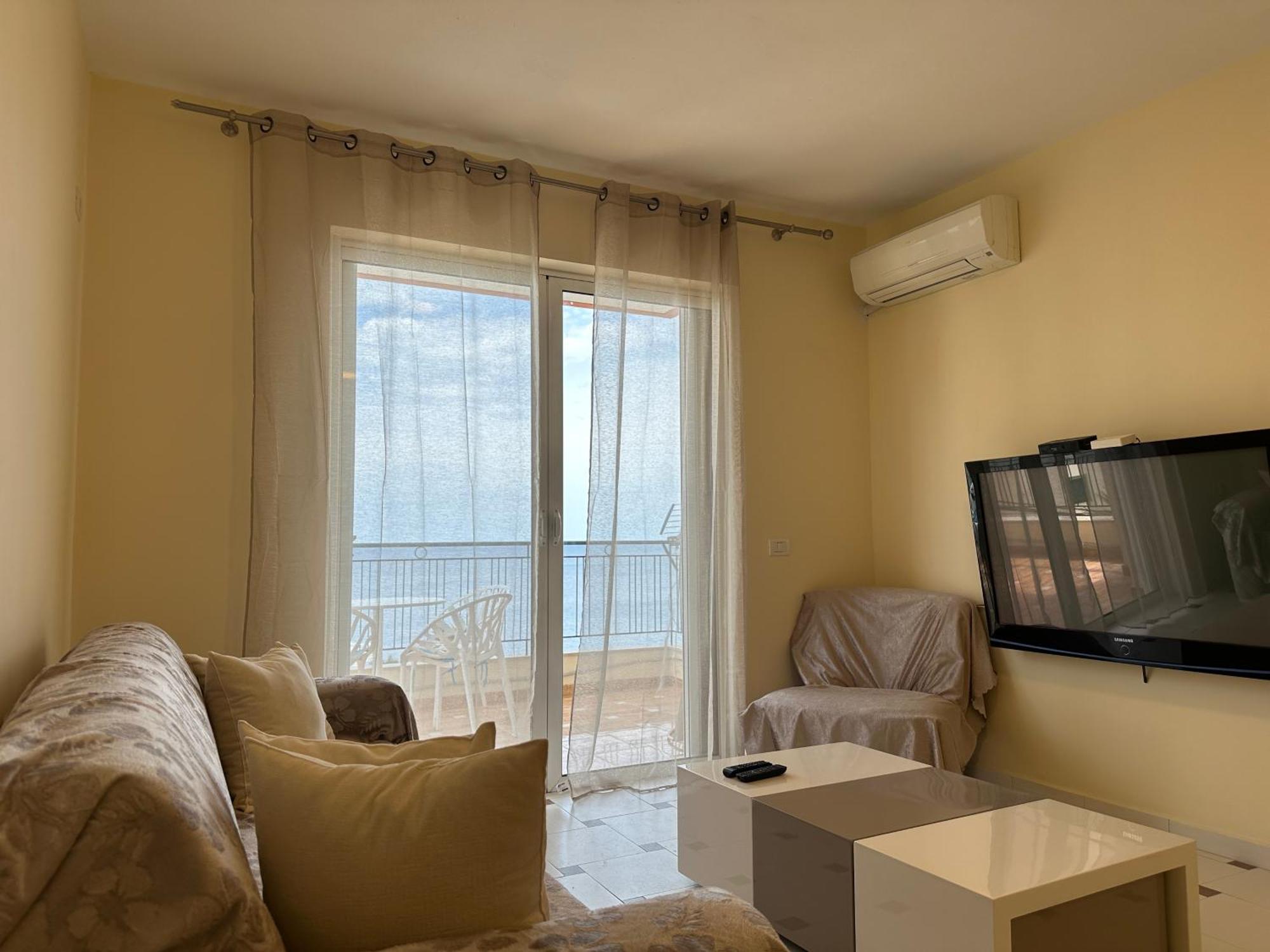 White Sea View Residence 2 Sarandë Exterior foto